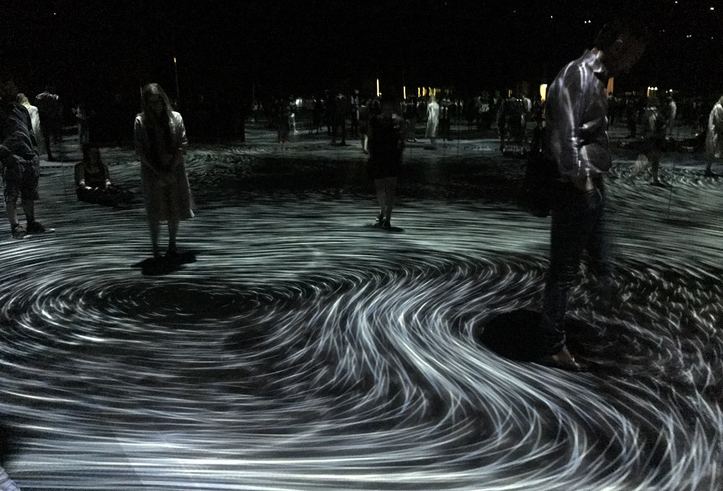 "Moving Creates Vortices and Vortices Create Movement" by Teamlab