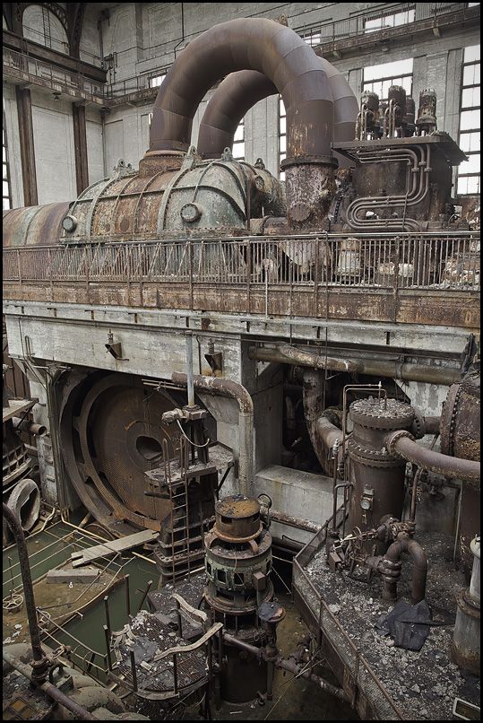 Decadimento industriale. Turbina a vapore