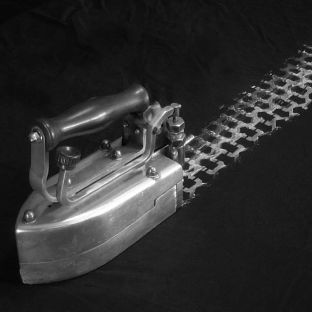 Ferro da stiro che sgomma