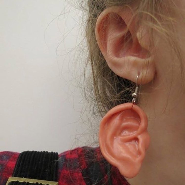 Orecchino orecchio