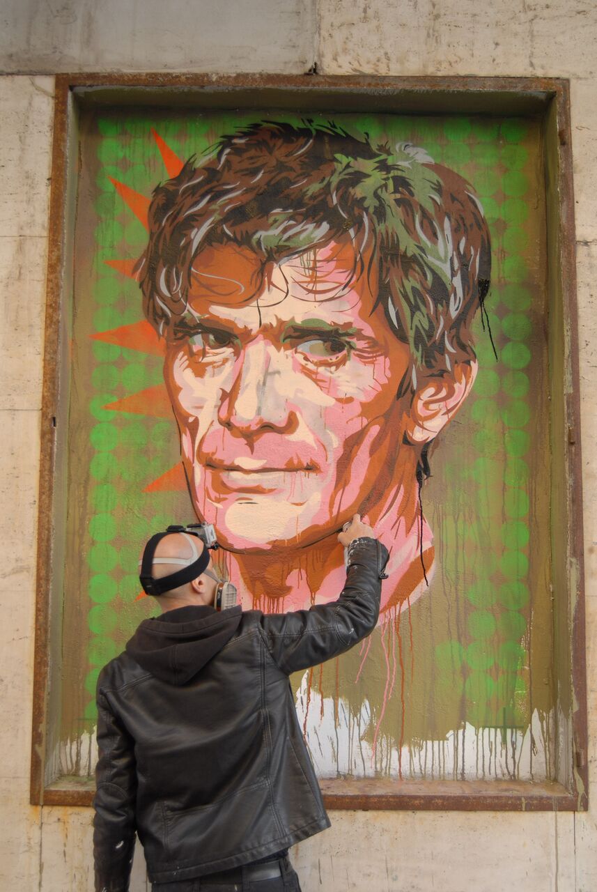 David Diavù Vecchiato, "Melting Icons: Pier Paolo Pasolini". Mural all’esterno dell’ex-Cinema Impero, via dell'Acqua Bullicante Roma - 2014 (foto di Vincenzo De Francesco)