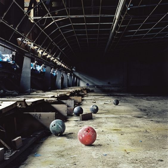 Sala da Bowling abbandonata