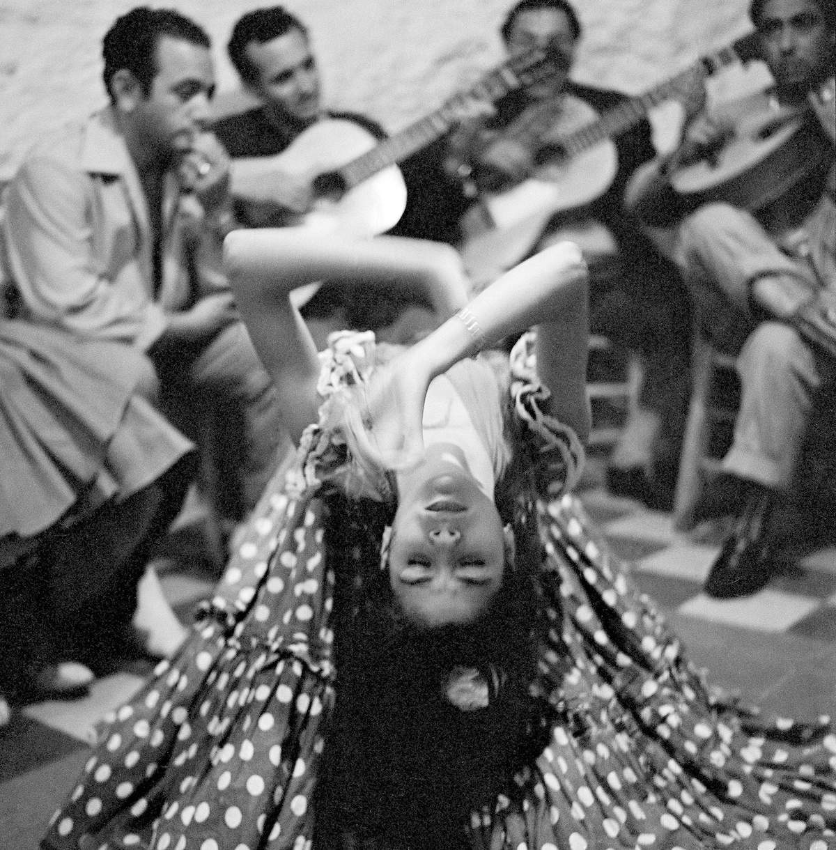 Piergiorgio Branzi - Gypsy dance a Sacromonte, in Spagna, nel 1956