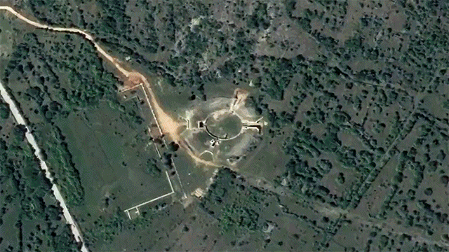 Arena by Páraic McGloughlin