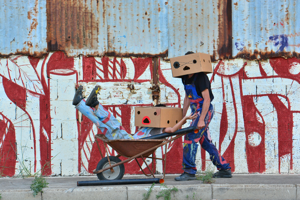 L'insolito mondo di Mr M & Mrs B - L'arte di Federico Crisa