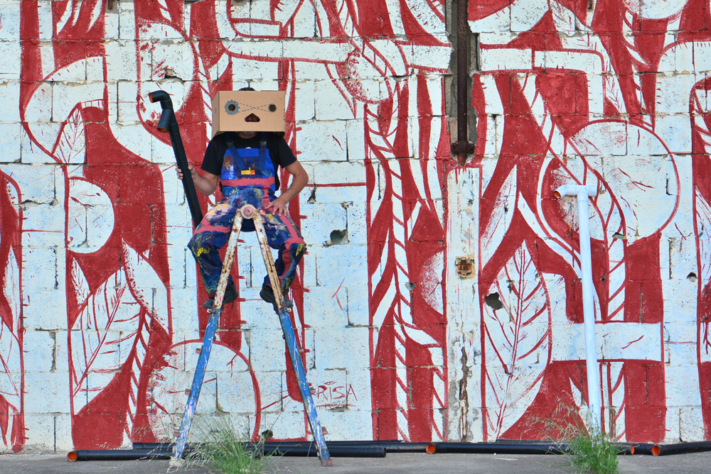 L'insolito mondo di Mr M & Mrs B - L'arte di Federico Crisa