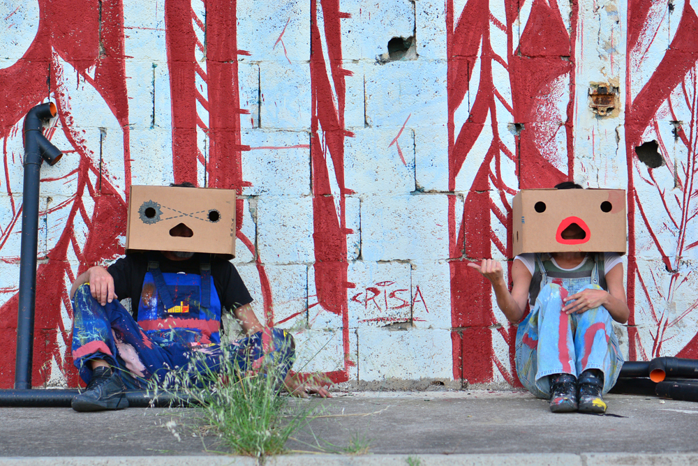 L'insolito mondo di Mr M & Mrs B - L'arte di Federico Crisa