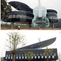 Piano House – Questa incredibile architettura è in Huainan in Cina. Le scale che danno accesso all’ingresso della casa sono nel grande violino trasparente