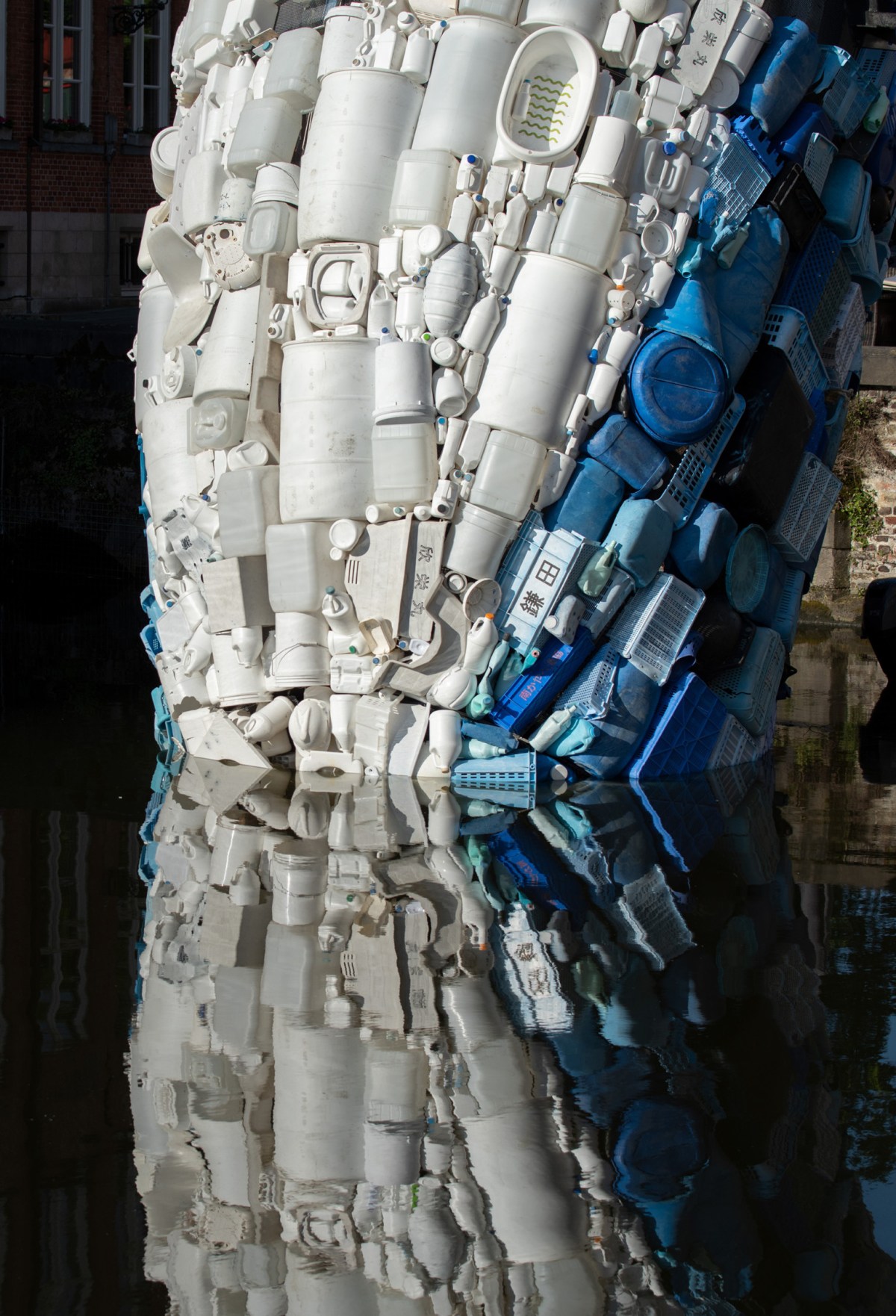 Triënnale 2018; STUDIOKCA - 'Skyscraper (the Bruges Whale)'