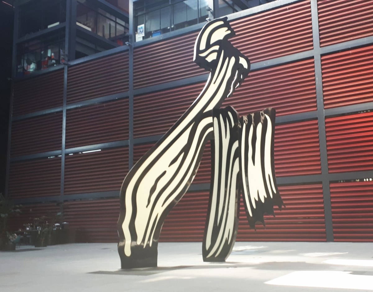 Museo Reina Sofia - Brushstroke (1996) di Roy Lichtenstein