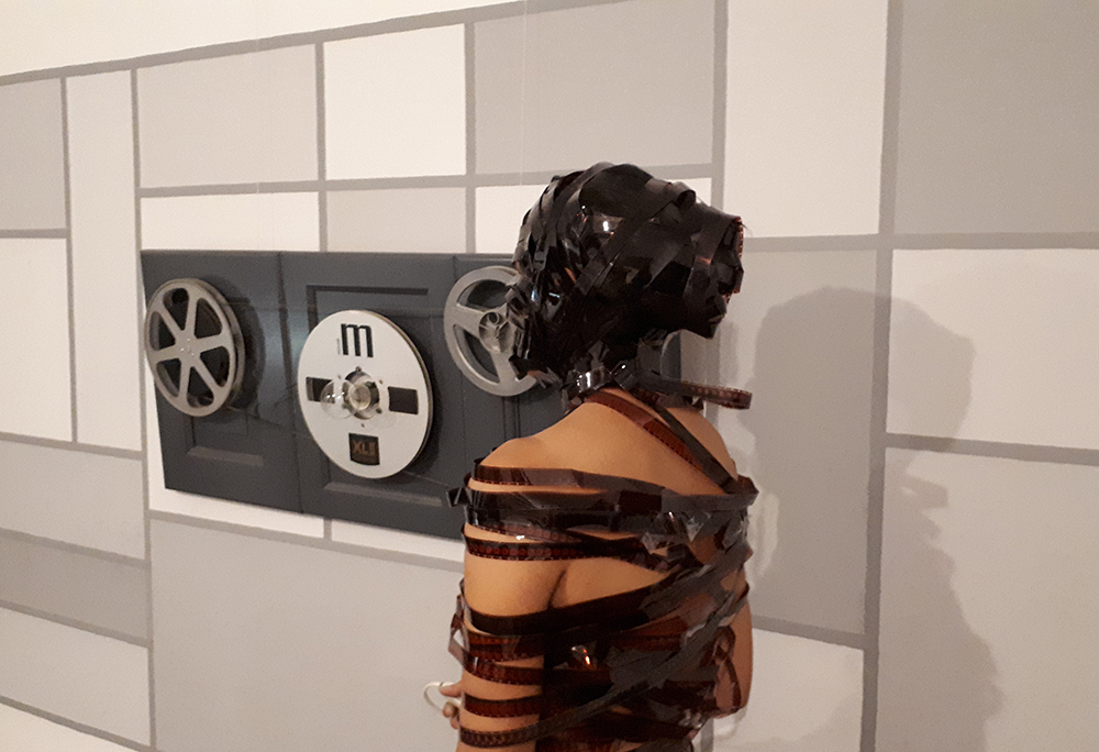 Surreal Design - Cinematik by Matteo Ambu & Barbara Picci