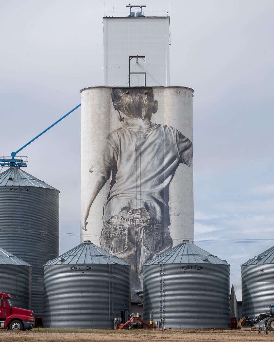 Guido van Helten @Faulkton, South Dakota, USA. Photo by Guido van Helten