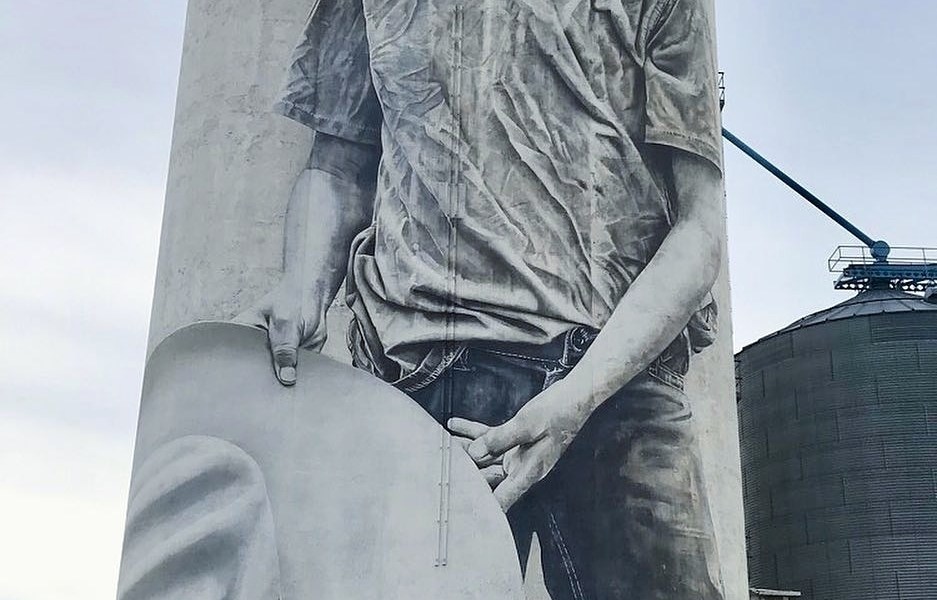 Guido van Helten @Faulkton, South Dakota, USA. Photo by FaulktonArts