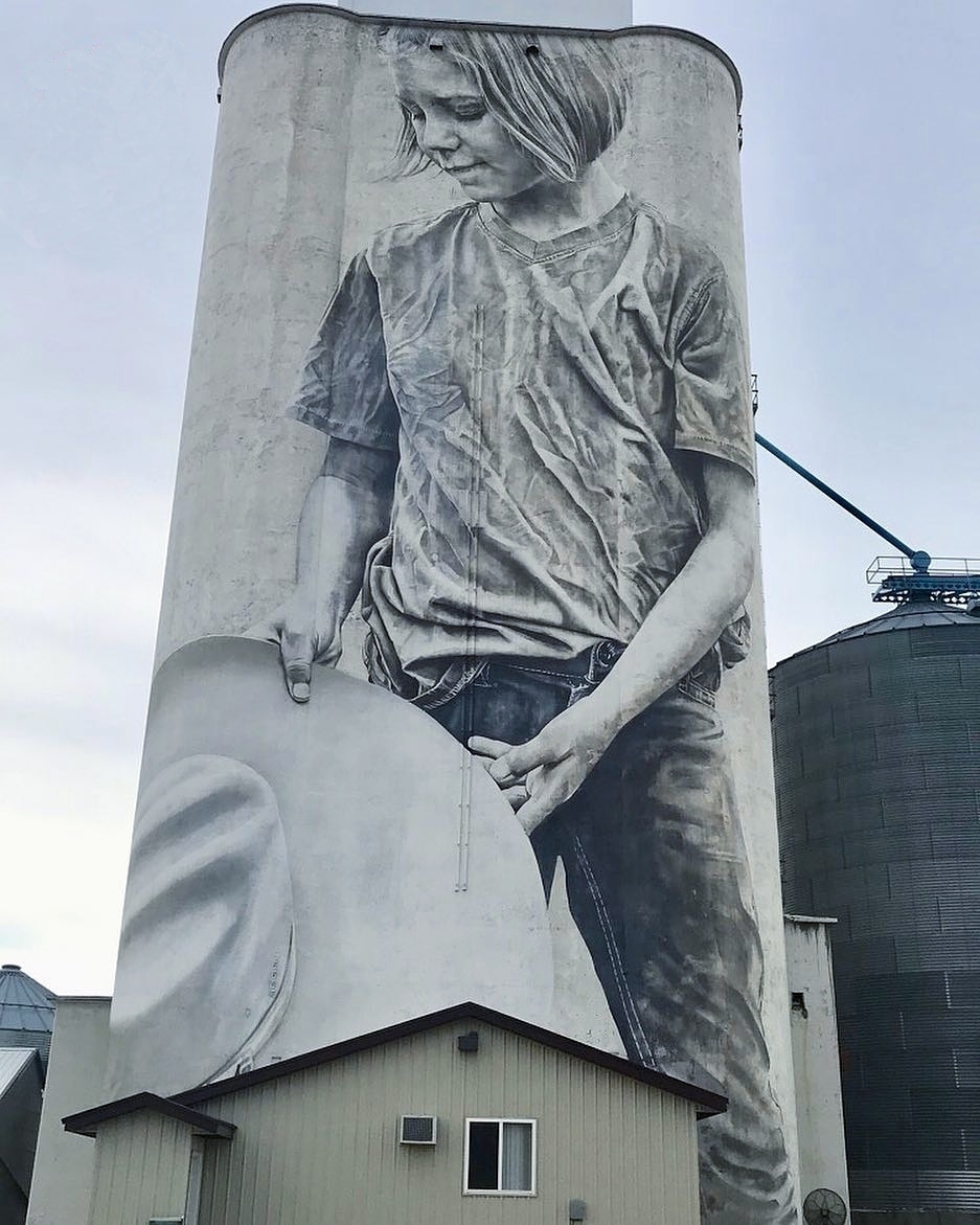 Guido van Helten @Faulkton, South Dakota, USA. Photo by FaulktonArts
