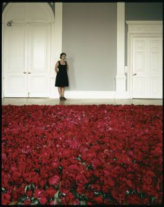 Anya Gallaccio, photographed with Red on Green at the ICA, July 1992. Photography by Edward Woodman