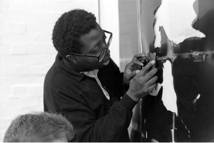 Donald Rodney, at Chisenhale Gallery Workshop, 1989 - © Edward Woodman. All rights reserved, DACS-Artimage 2018. Photo Edward Woodman