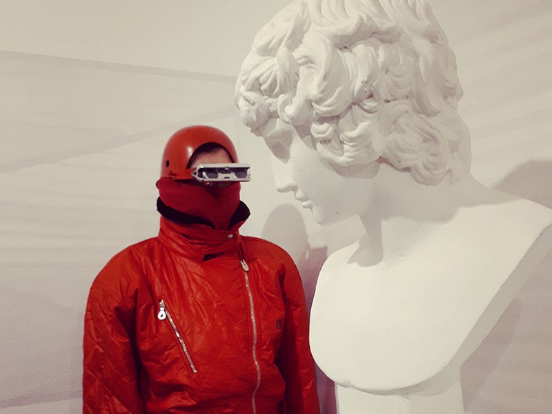 Surreal Design - Turismo alieno by Matteo Ambu & Barbara Picci