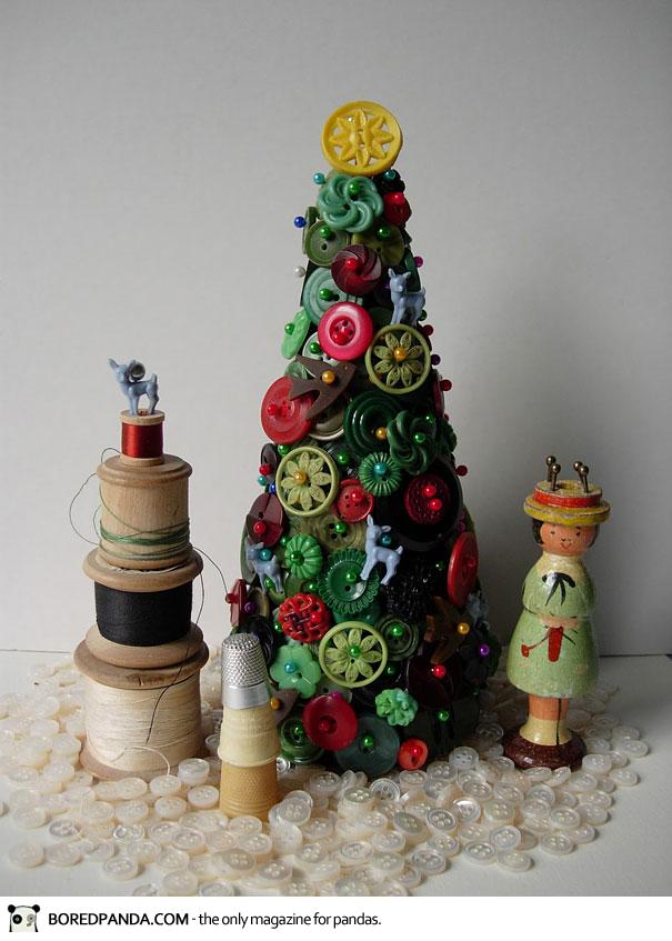 Strani alberi di Natale