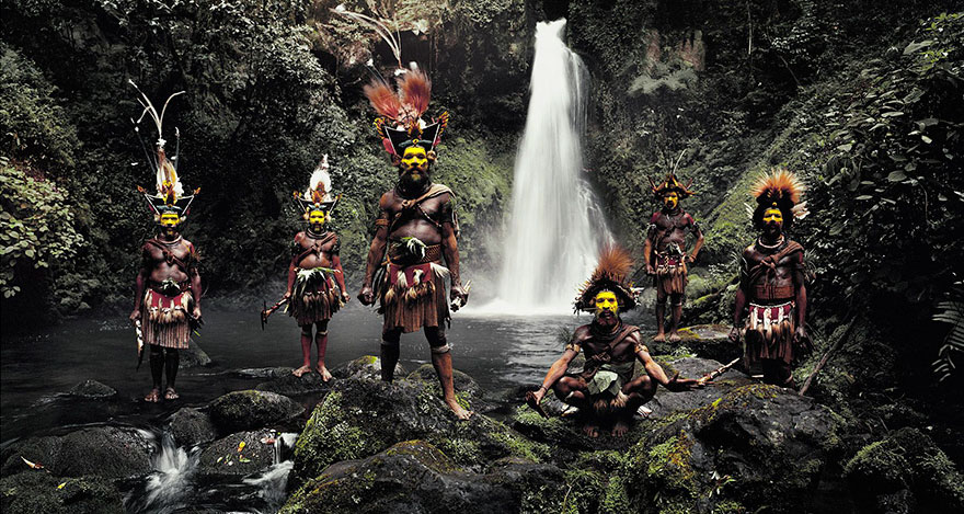 Huli Wigmen, Ambua Falls, Tari Valley, Papua Nuova Guinea. Fotografia di Jimmy Nelson