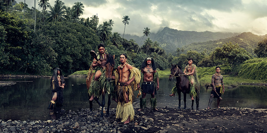 Rio Vaioa, Atuona, Hiva Oa, Isole Marchesi, Polinesia francese. Fotografia di Jimmy Nelson