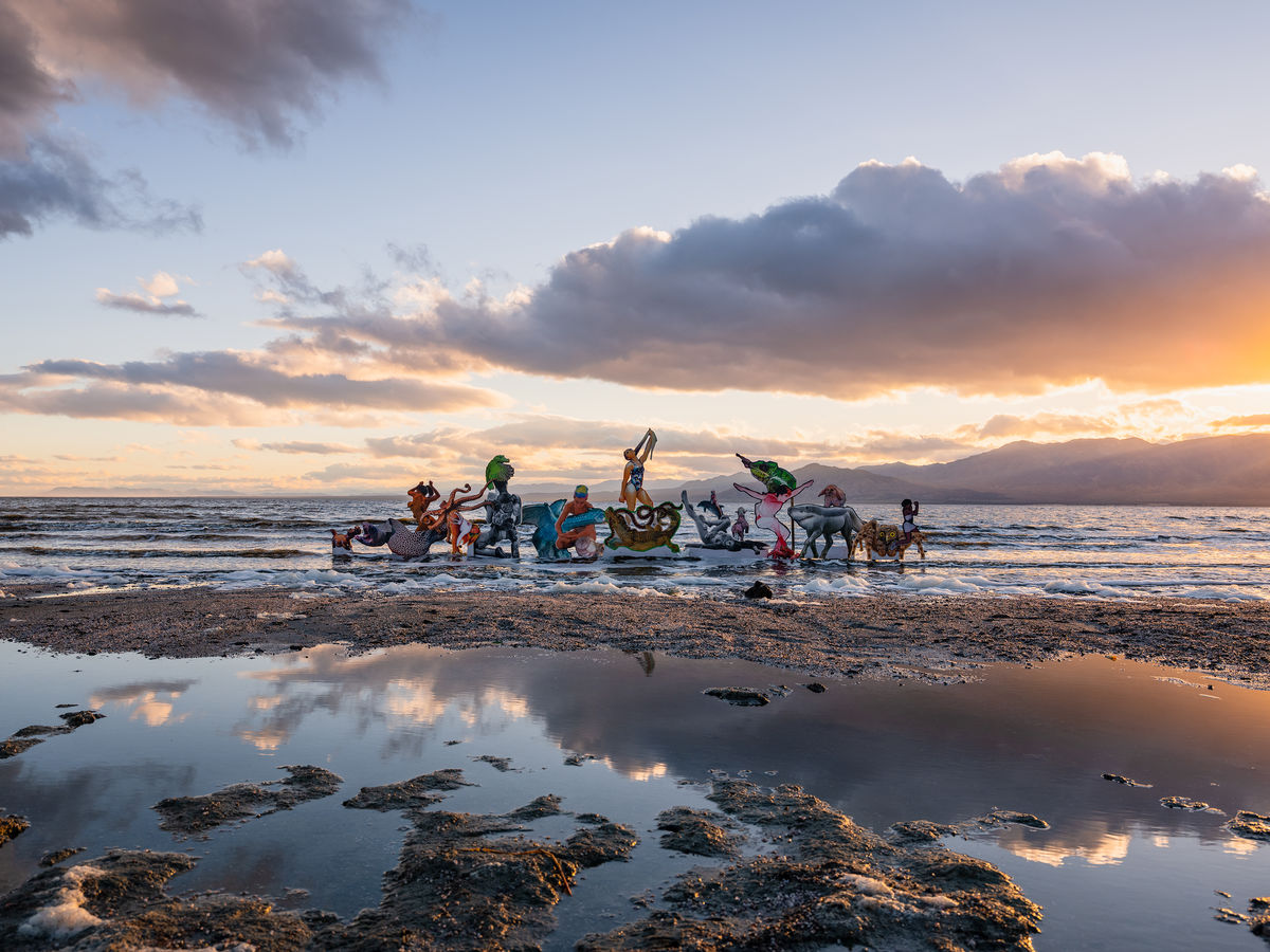 Cecilia Bengolea, Mosquito Net, 2019. Photo by Lance Gerber. Courtesy of Desert X