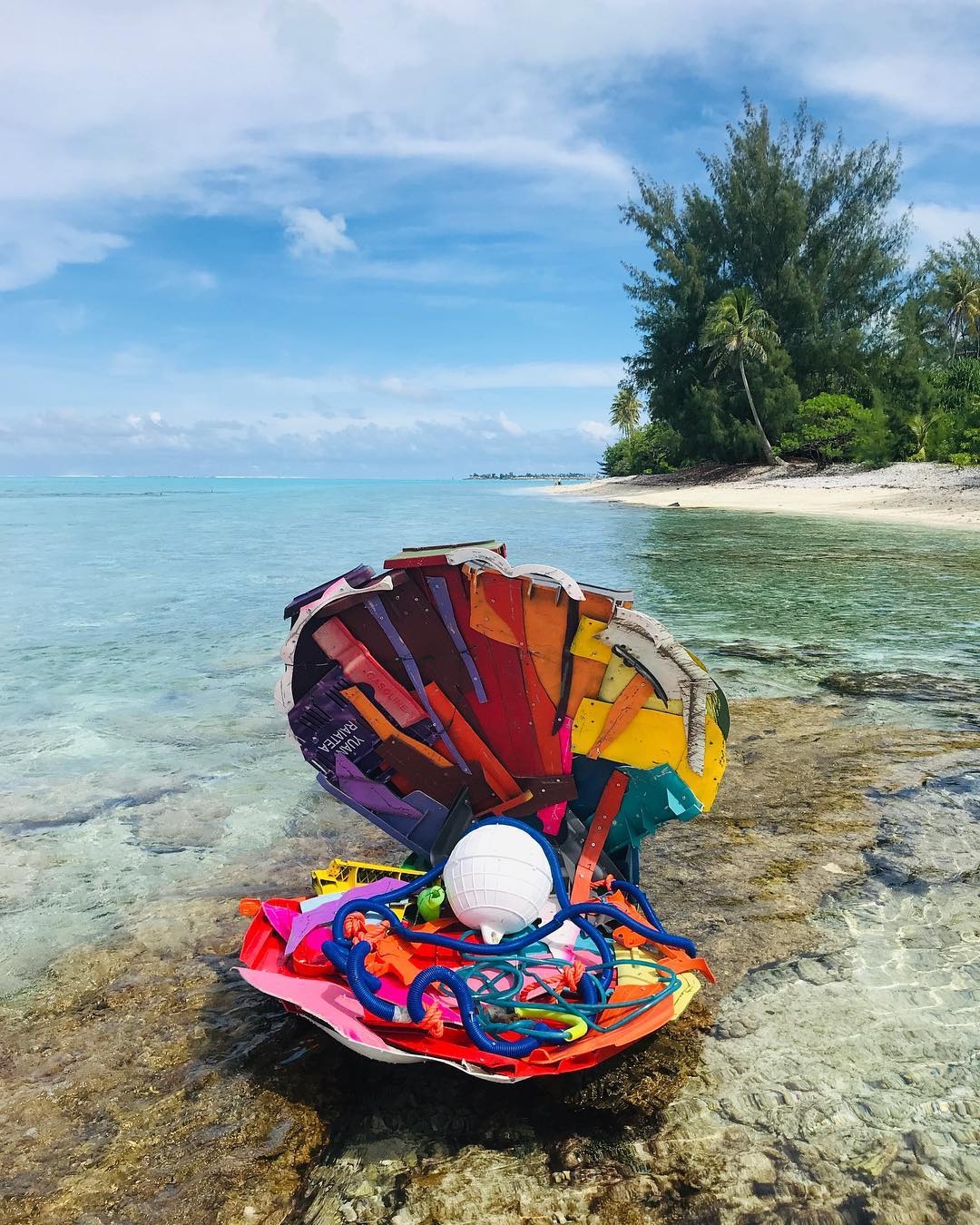 Bordalo II @Bora Bora, French Polynesia Bordalo II @Bora Bora, French Polynesia
