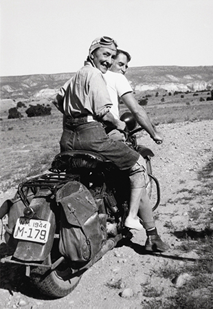 Georgia O’Keeffe hitching a ride to Abiquiu. Courtesy of the O’Keeffe Museum