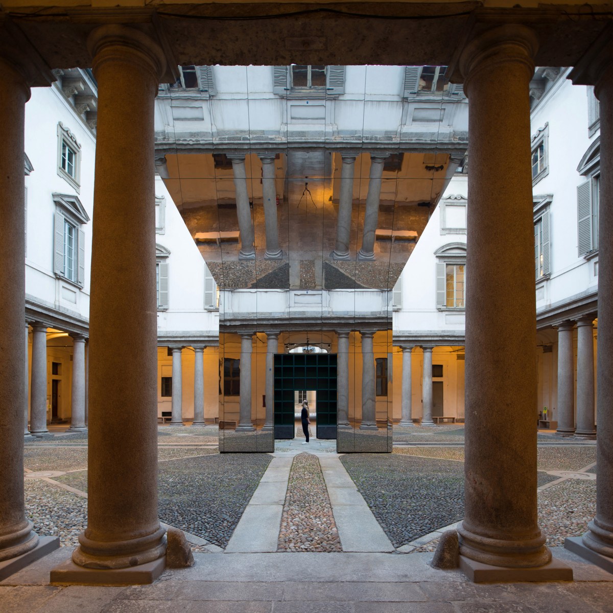 Pezo von Ellrichshausen @ Palazzo Litta, Milano