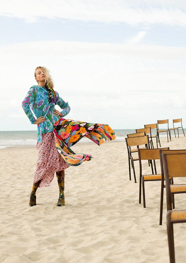 39 Chaises by Jean-Baptiste Courtier