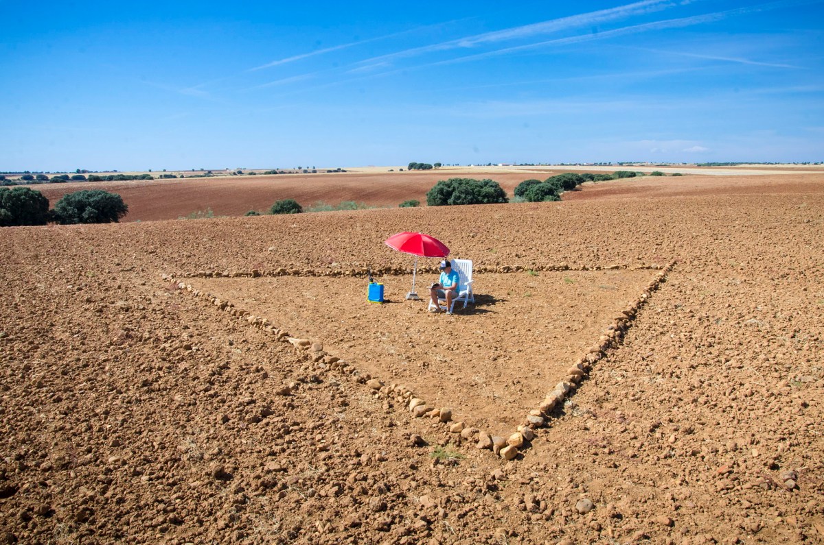 Stupid Borders by Rubén Martín de Lucas