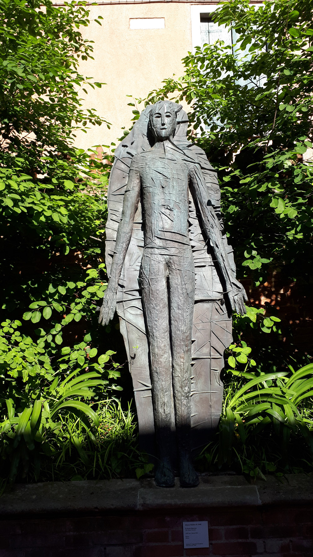 "Il visconte dimezzato" (1998) by Mimmo Paladino @ Collezione Peggy Guggenheim, Venezia