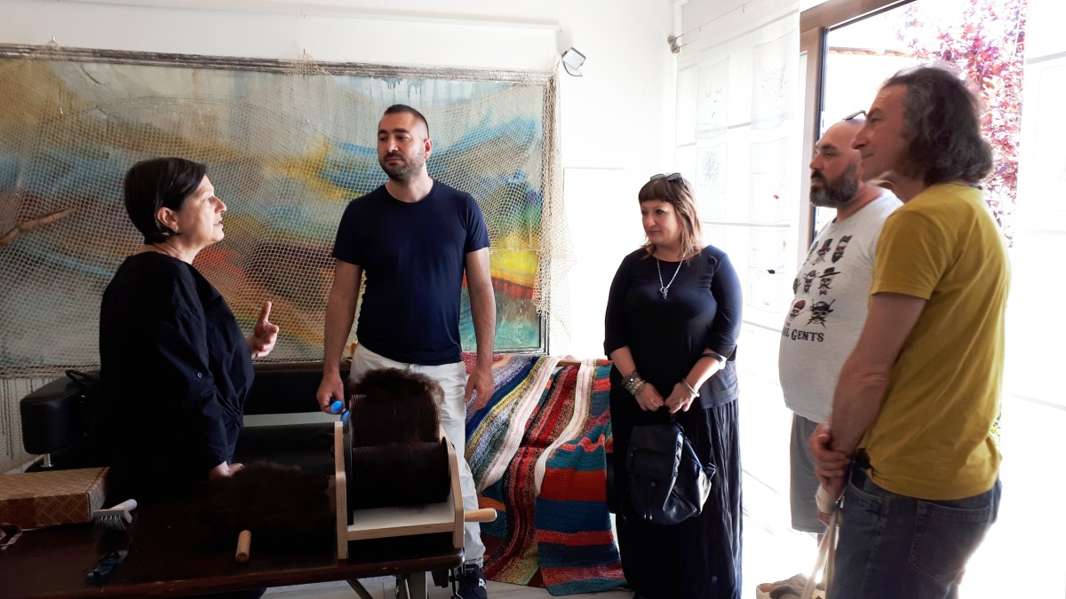 Festival Sant'Arte a San Sperate - L'artista Pietrina Atzori ci parla del suo "studio aperto" e di ciò che Pinuccio Sciola le ha insegnato e lasciato in eredità...