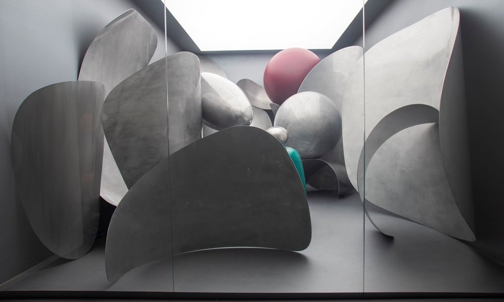 Liu Wei, Microworld, 2018; Aluminium plates.Photo by: Italo Rondinella. Courtesy: La Biennale di Venezia