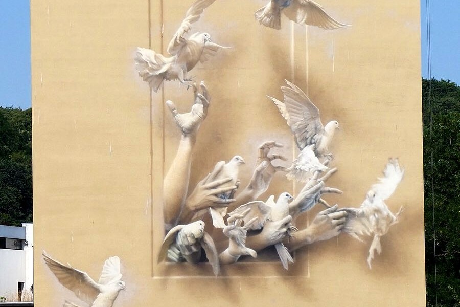 Eron @ Versailles, France