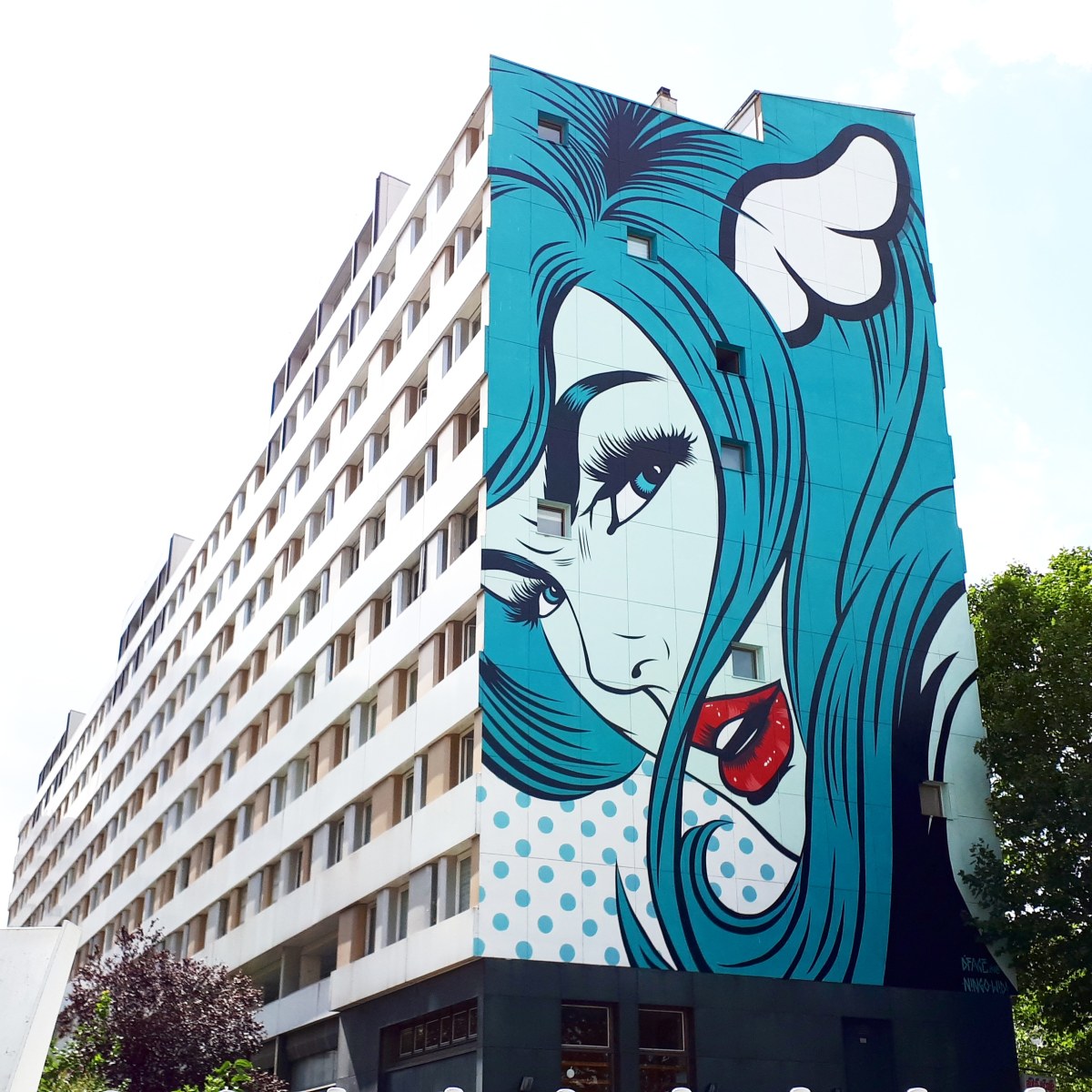 Street art by D Face