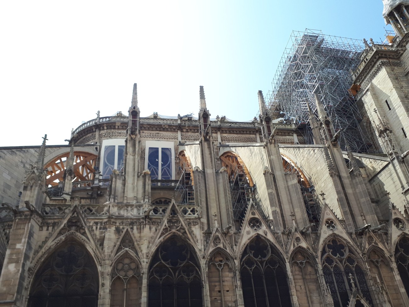Cattedrale di Notre Dame dopo l'incendio