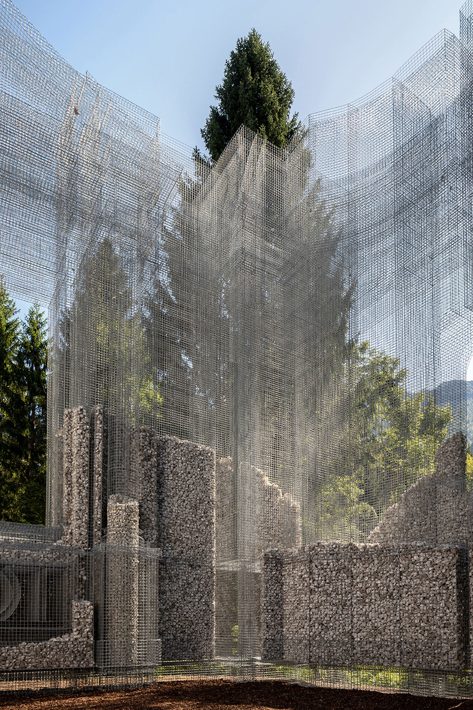 Simbiosi by Edoardo Tresoldi. Credits photo ® Roberto Conte