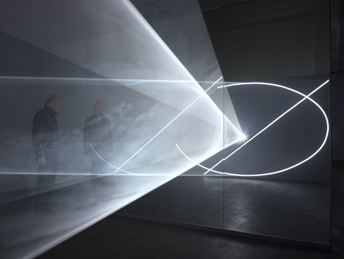 Anthony McCall. “Split Second (Mirror)” (2018). Installation view, Sean Kelly, New York, 2018. Photograph by Daniel Bradica.