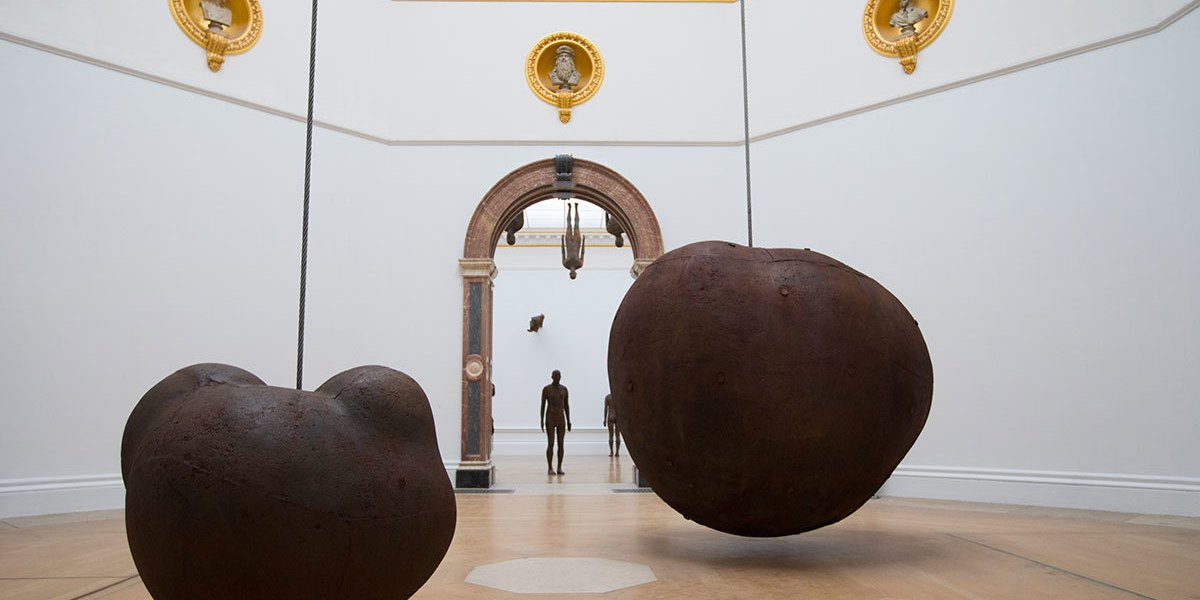 Antony Gormley, Body and Fruit, 1991/93. Installation view, ‘Antony Gormley’, Royal Academy of Arts, London, 21 September to 3 December 2019.