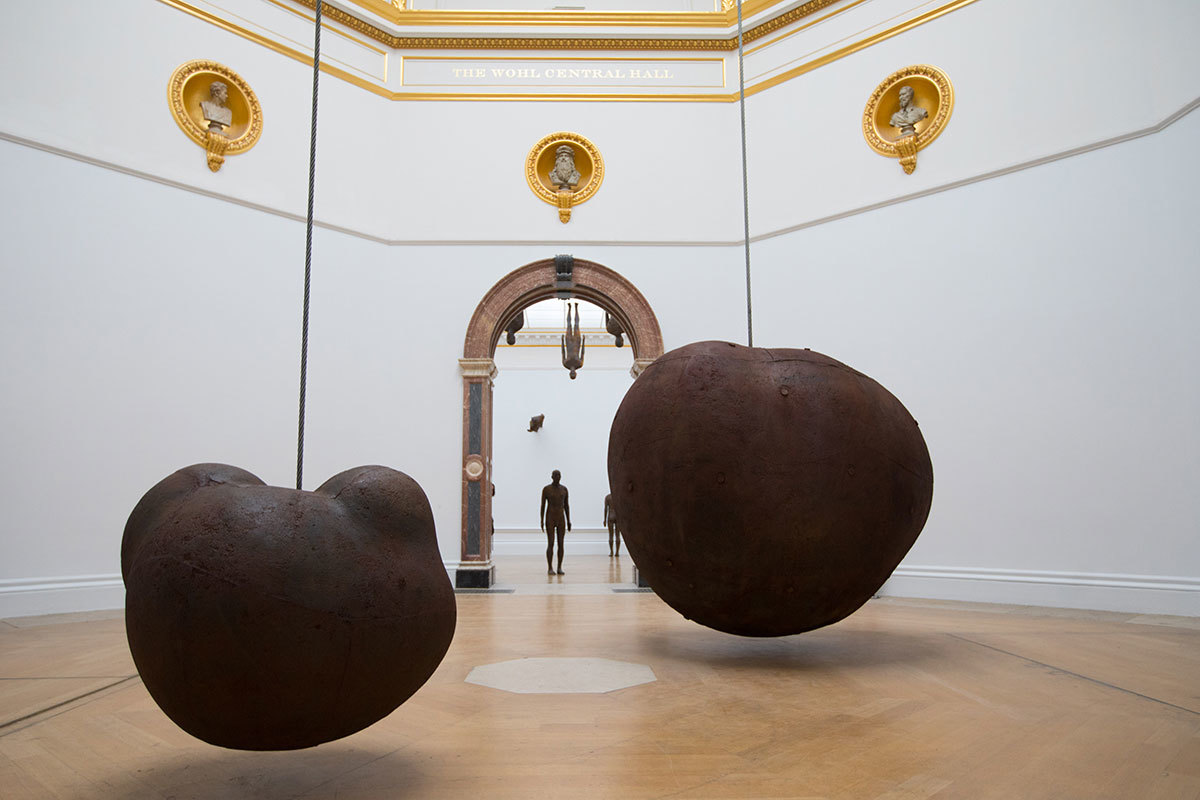 Antony Gormley, Body and Fruit, 1991/93. Installation view, ‘Antony Gormley’, Royal Academy of Arts, London, 21 September to 3 December 2019.