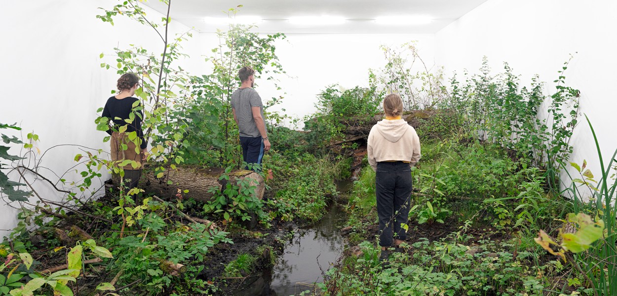 "Isolation" by Fabian Knecht @ Buckow, Germania. Phptpgraphy by Alexander Levy