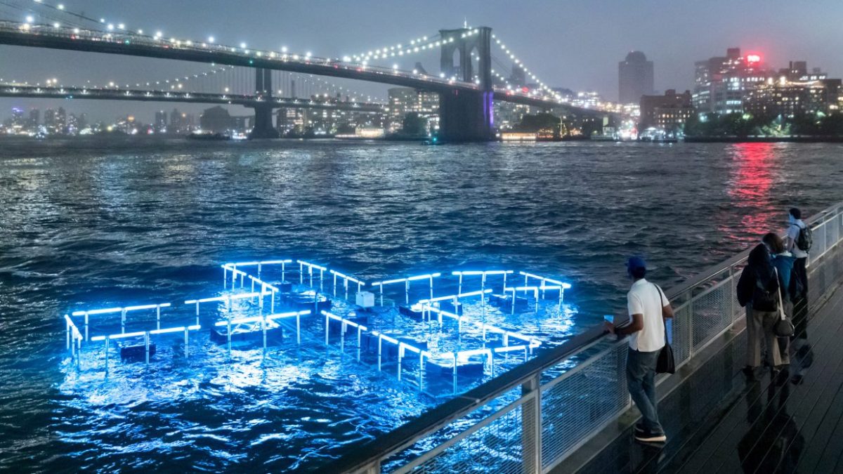 + Pool Light @New York