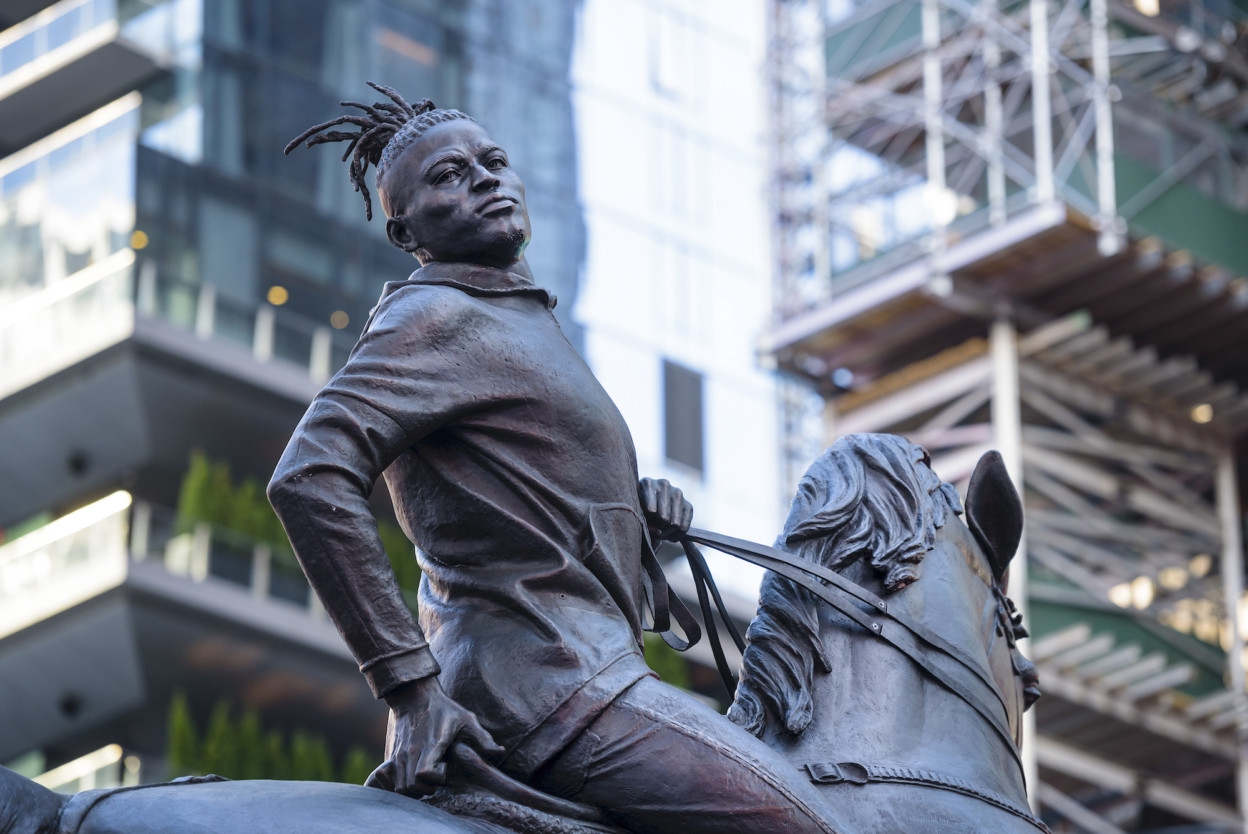 "Rumors of War" by Kehinde Wiley @ New York