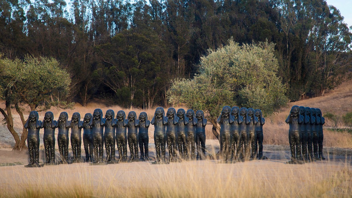 Yue Minjun, Contemporary Terracotta Warriors, 2005. Donum Estate