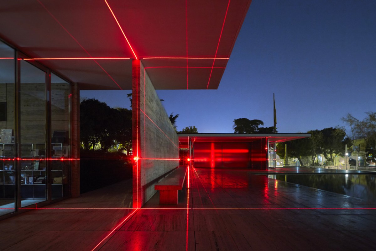 "Geometries of Light" by Luftwerk, Iker Gil e Oriol Tarragó @ Padiglione tedesco