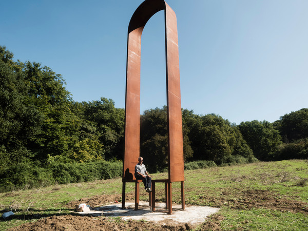 "Dialogo Infinito" by Giancarlo Neri @ Parco del Sorbo, Formello, Rome, 2019 | Photo: © Angelo Cricchi | Courtesy of Angelo Cricchi