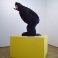 Paul McCarthy, Bear sculpture, 1992, installazione, 90,3×229 cm, Collezione Alt (Bergamo)