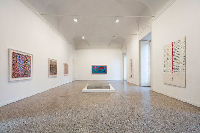 Alighiero Boetti alla Galleria Christian Stein, exhibition view, courtesy Galleria Christian Stein