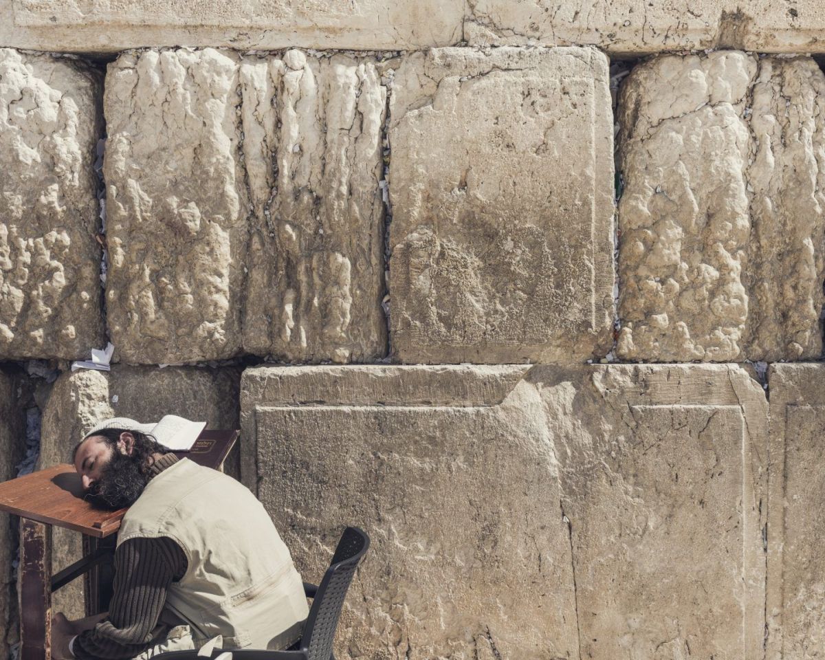 Promise me a land by Clément Chapillon