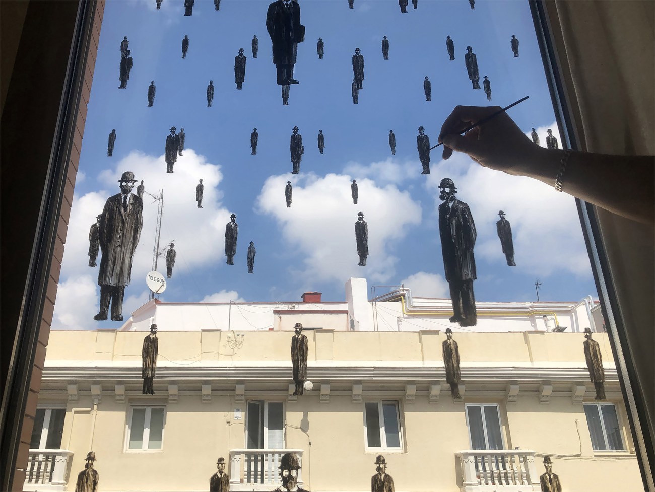Pejac @ #stayarthomepejac, Madrid Pejac @ #stayarthomepejac, Madrid